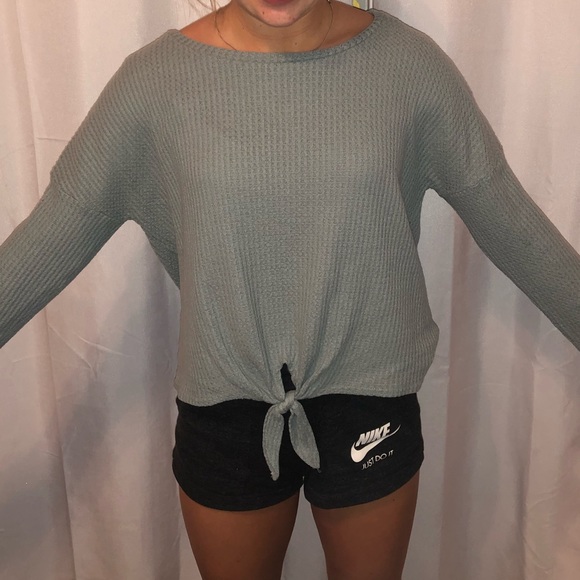 Charlotte Russe Tops - women’s lightweight sweater